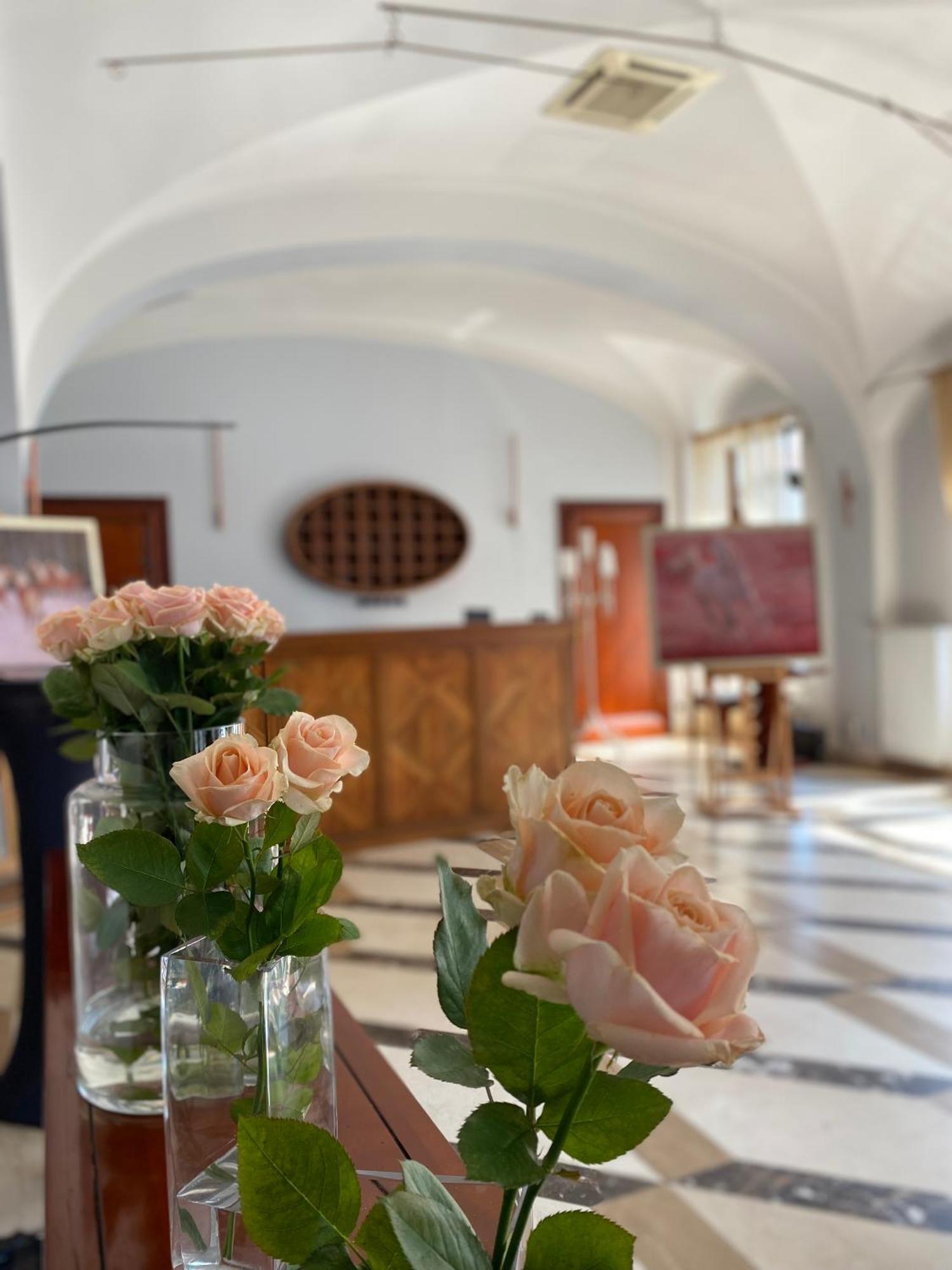 Hotel Rejs Устка Екстериор снимка